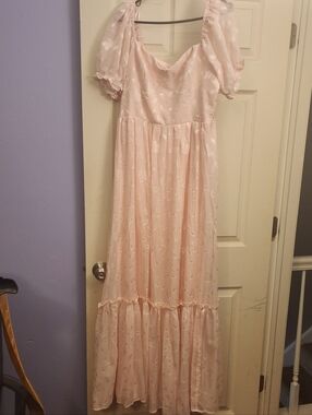 Soft Pink Puff Sleeve Maxi Dress